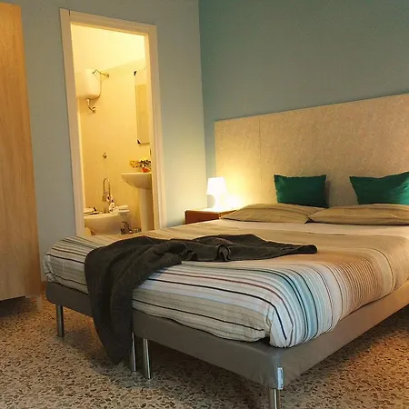 La Casa Di Chicca Apartament *